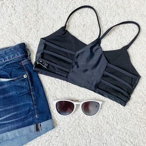 Onzie Strappy Yoga Sports/Swim Bra | S/M | Black